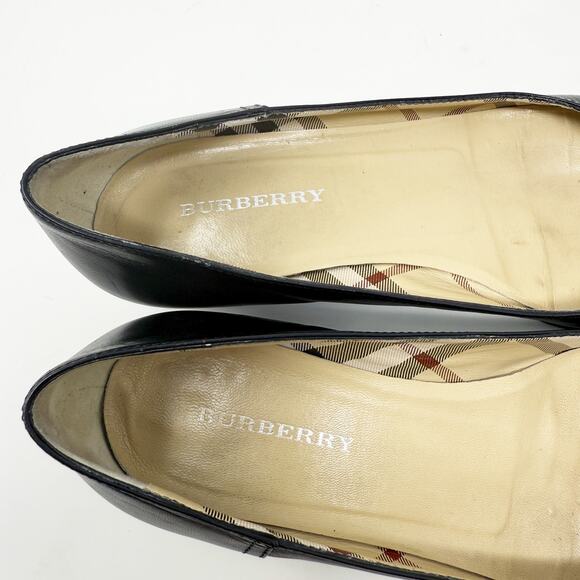 Burberry Black Leather Pointy Toe Kitten Heels EU 36 Buckle Detail Made in Italy - Picture 9 of 10